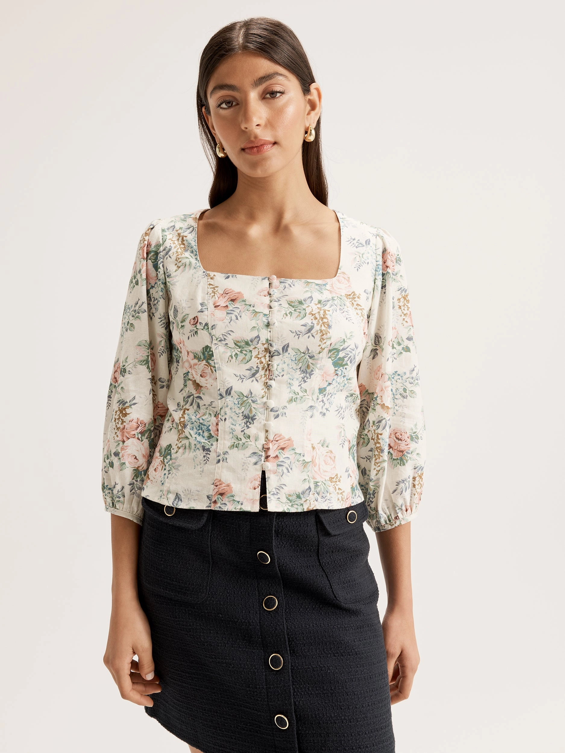 La Belle Blouse