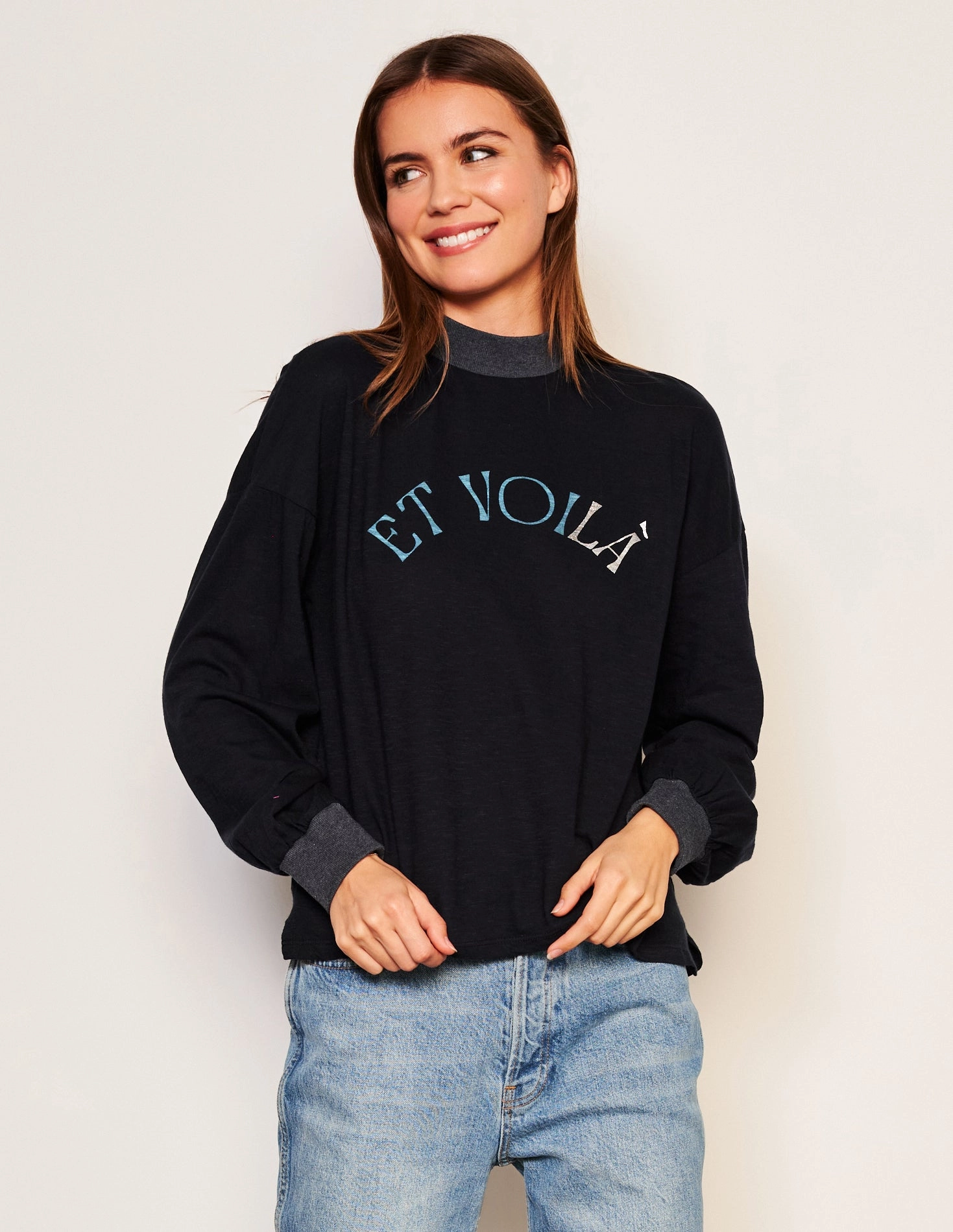 Sundry Et Voila Mock Neck Long Sleeve Tee in Deep Navy