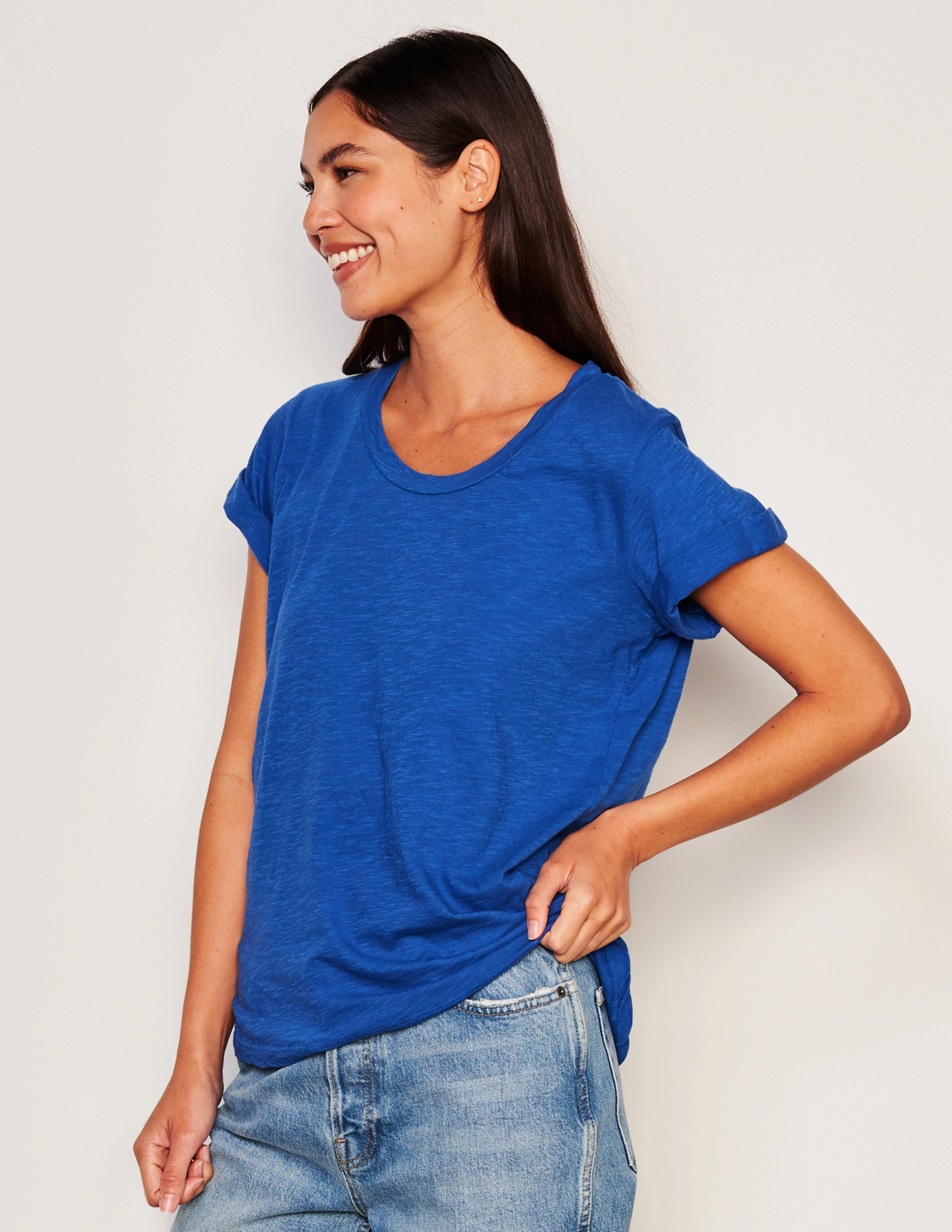 Sundry Rolled Sleeve Tee in Symphony