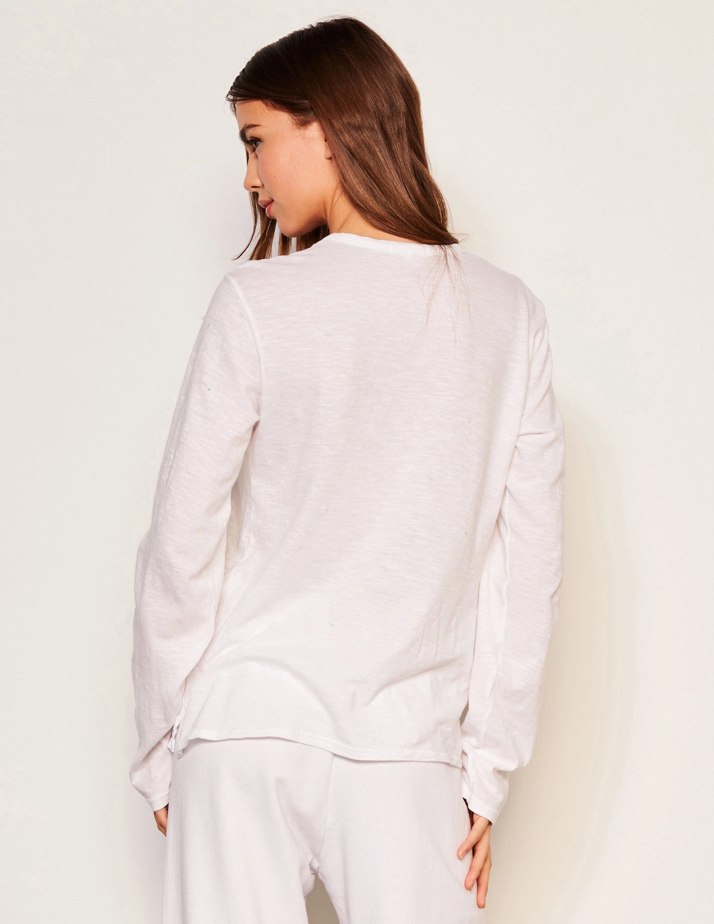 Sundry Ski Club Long Sleeve Crew in Optic White