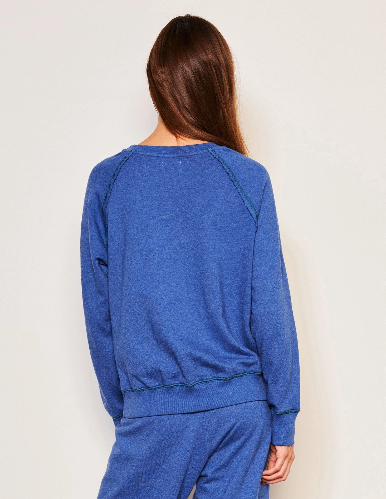 Sundry Ski Day Raglan Sweatshirt in Symphony