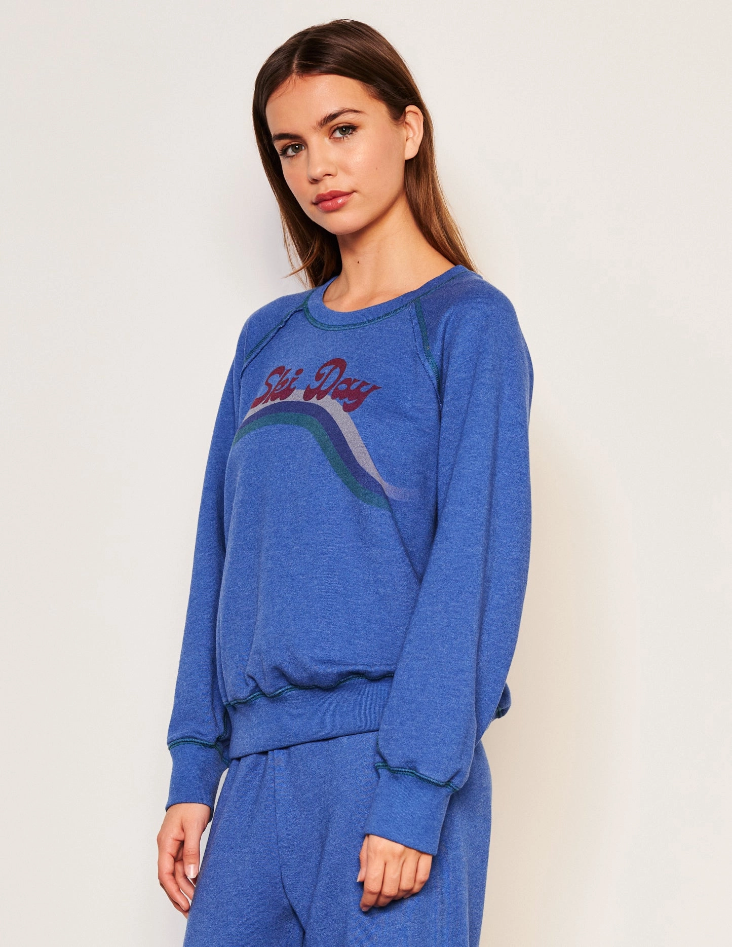 Sundry Ski Day Raglan Sweatshirt in Symphony
