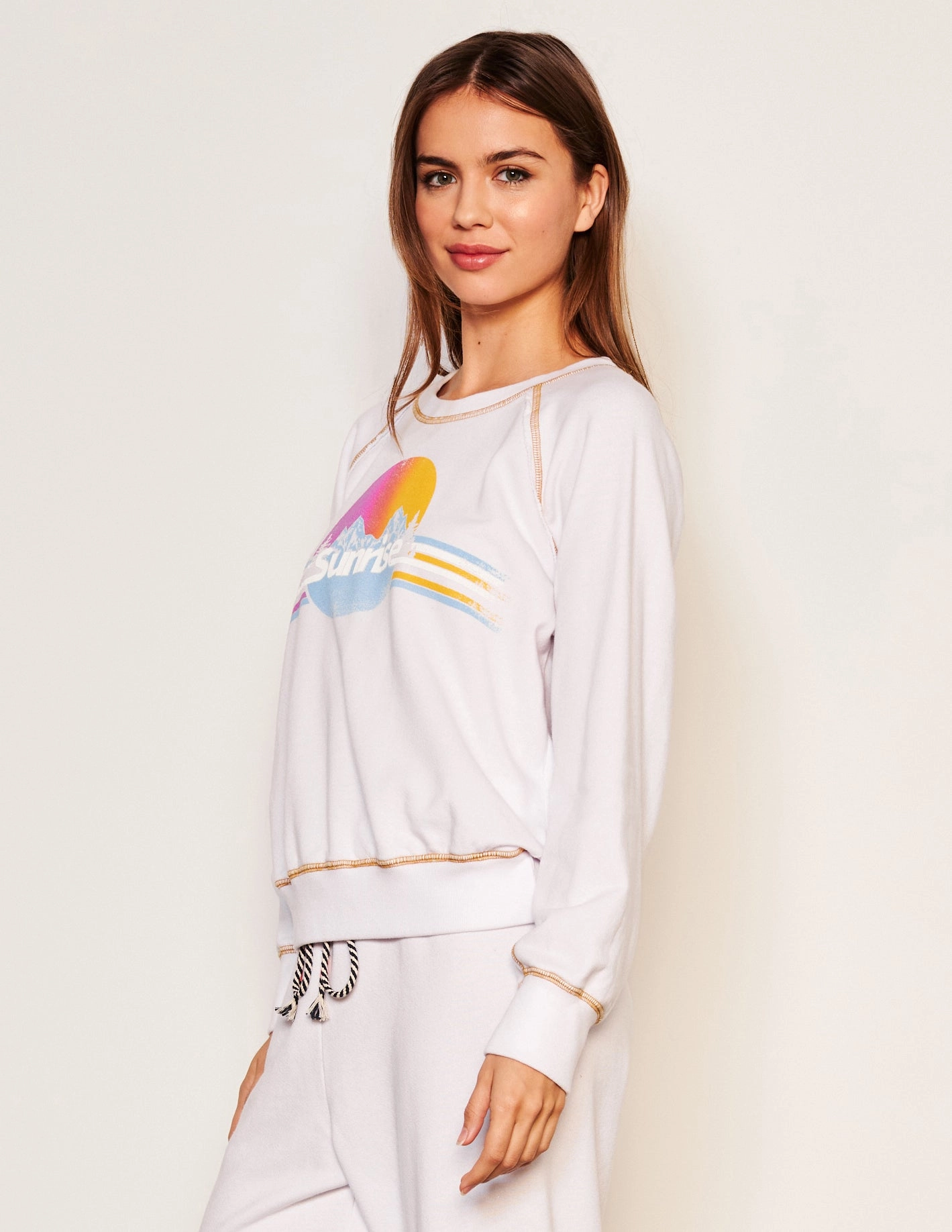 Sundry Sunrise Raglan Sweatshirt in Optic White